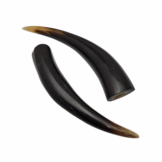 Kudu Horn is a natural material, and comes in various sizes shades. It may also contain defects.