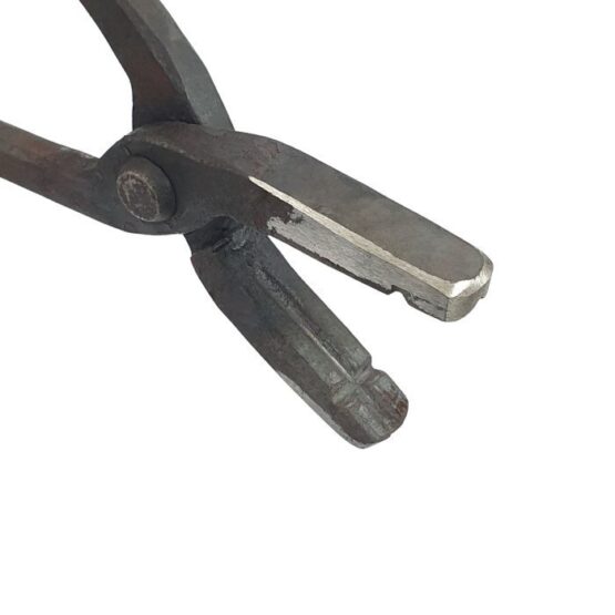 Blacksmith duckbill tongs with 50 mm jaws