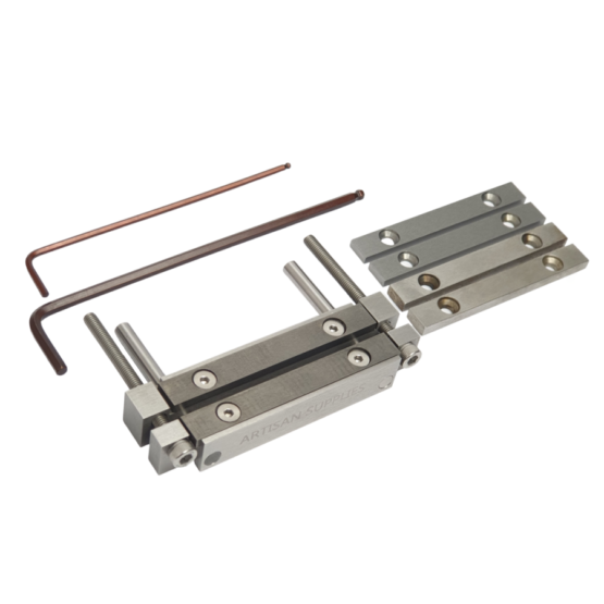 Artisan Supplies Mate Carbon Faced File Guide featuring 1x file guide with removable carbide faces attached, 1x set of hardened steel faces, 1x set of unhardened steel faces and 2x Allen keys.