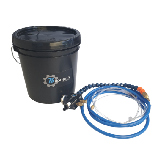 Brodbeck Ironworks Pneumatic Misting System with air hose, water hose, control valve, flexible neck and spray nozzle, includes 4L bucket