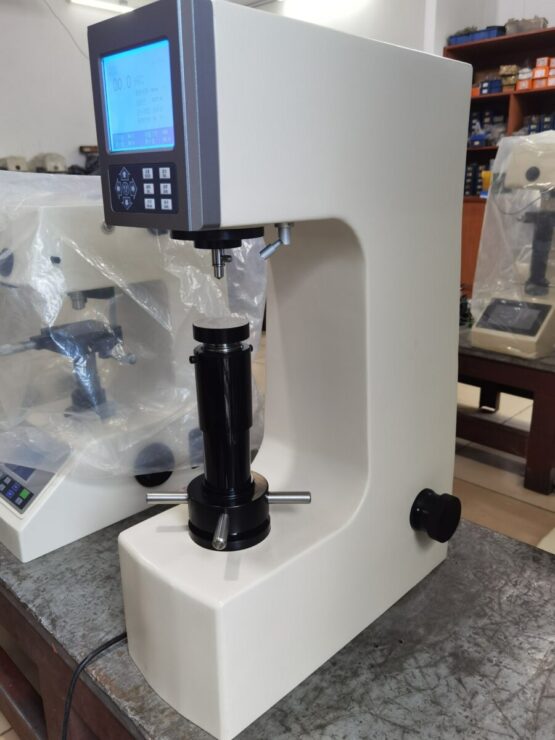 DIGITAL HARDNESS TESTER IMAGE