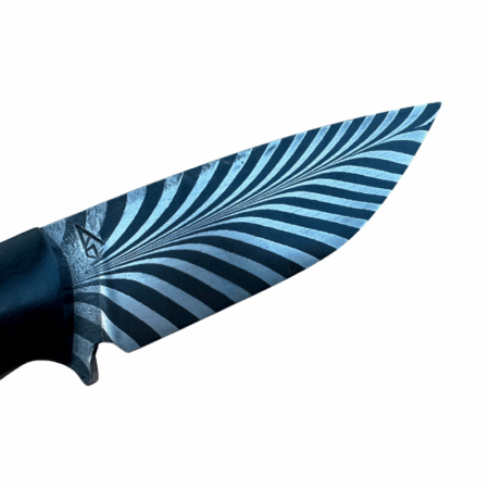 Example of Kalderum Blades Feather Damascus Steel