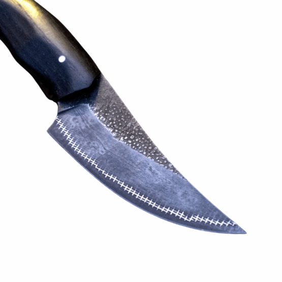 Example of Kalderum Blades San Mai Steel with "Crossline" Pattern