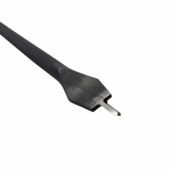 Close up of Kyoshin Elle European Style Stitching Chisel 1 Prong.